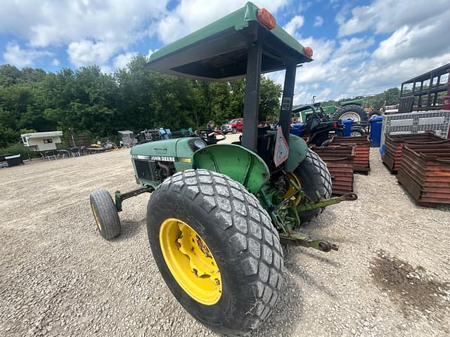 Image of John Deere 2155 equipment image 2