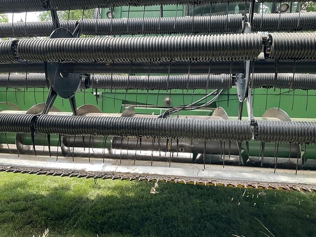 Image of John Deere 216 equipment image 3