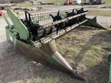Main image John Deere 216