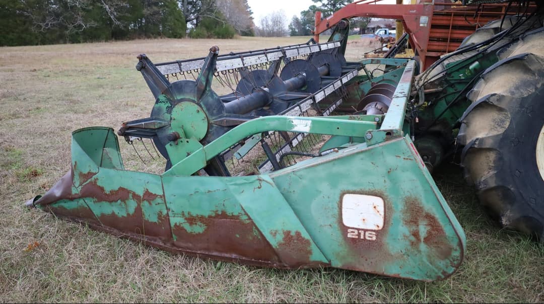 Image of John Deere 216 Image 0