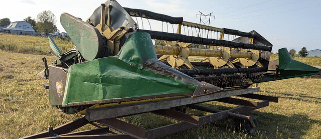 Image of John Deere 216 equipment image 2