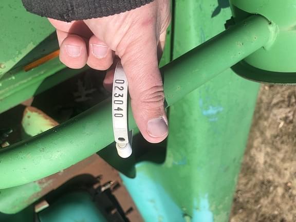 Image of John Deere 216 equipment image 4