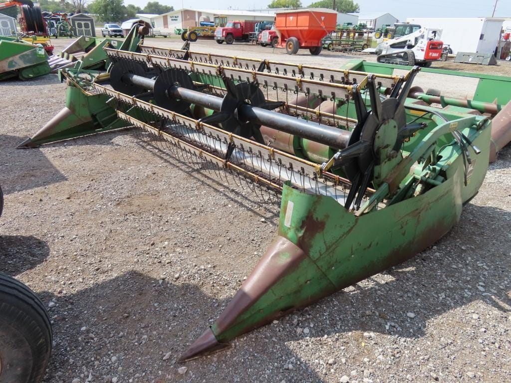 Main image John Deere 216