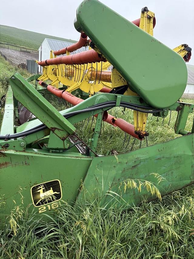 Image of John Deere 216 equipment image 1