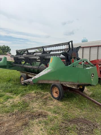 Main image John Deere 216