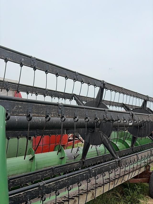 Image of John Deere 216 equipment image 2