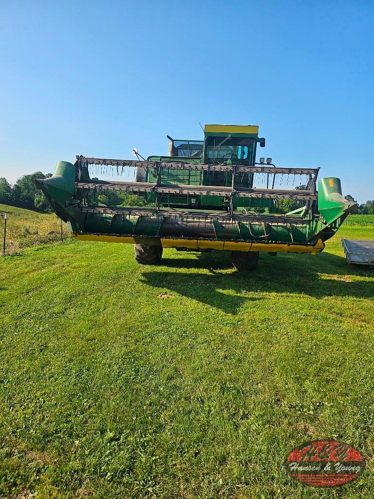 Image of John Deere 216 Primary image