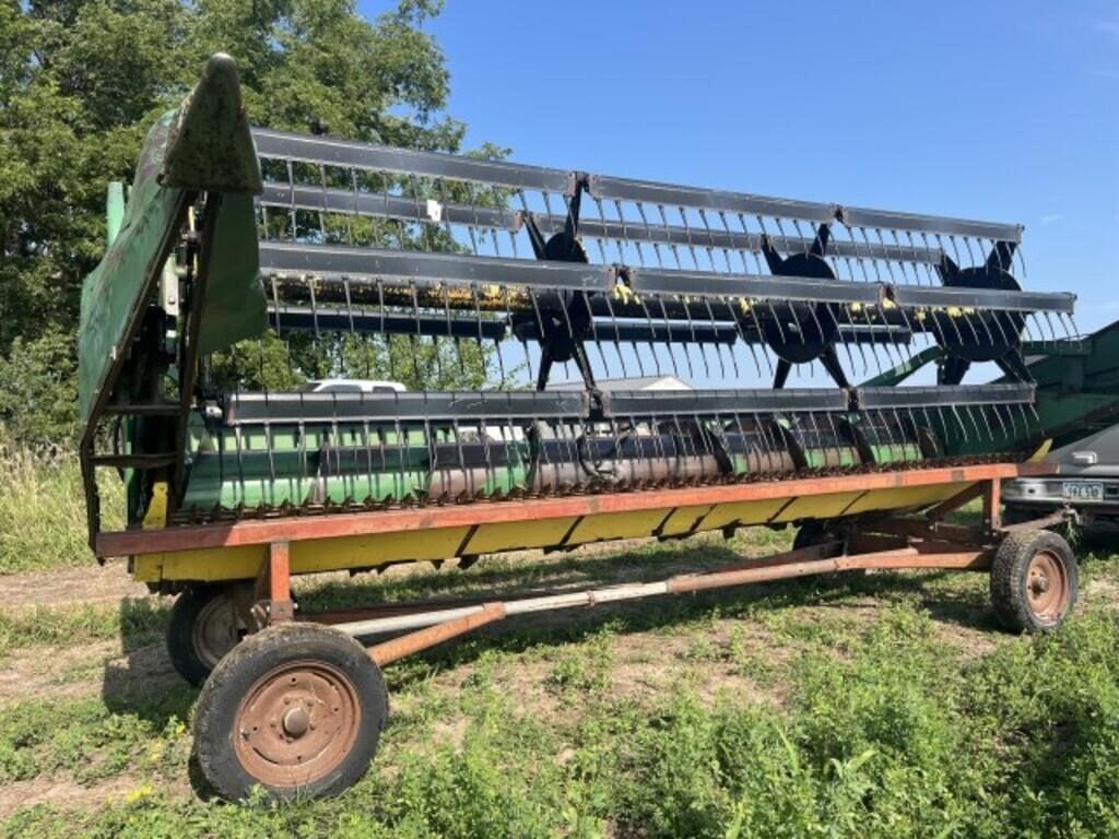 Image of John Deere 216 Primary image