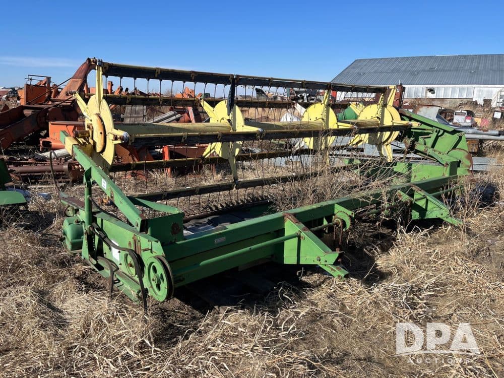 Image of John Deere 216 Primary image