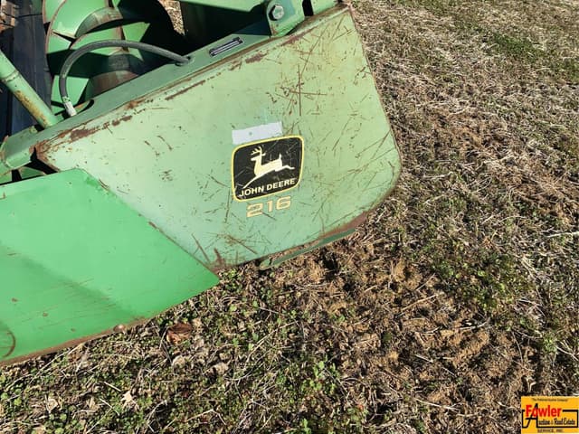 Image of John Deere 216 equipment image 3