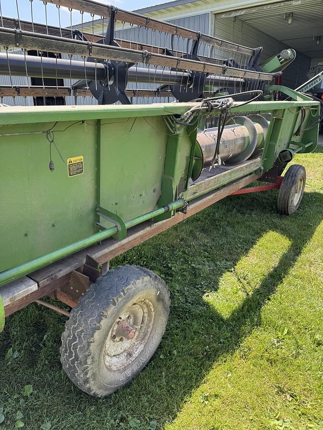 Image of John Deere 218 equipment image 2