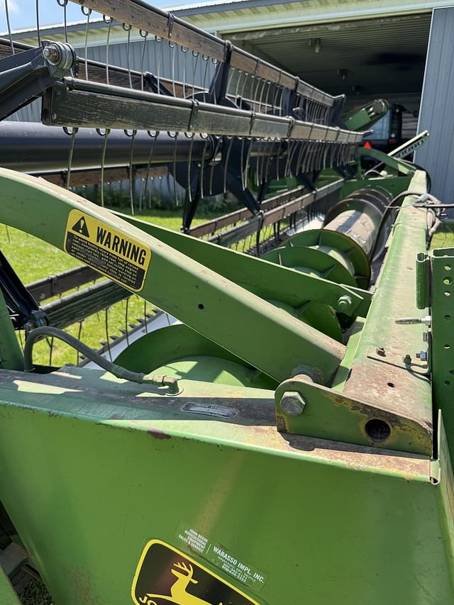 Image of John Deere 218 equipment image 4