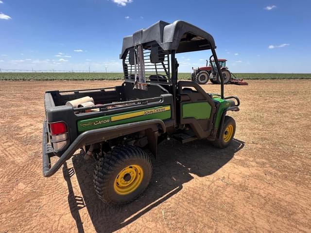 Image of John Deere Gator XUV 825i equipment image 4