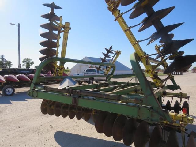 Image of John Deere 214 equipment image 3