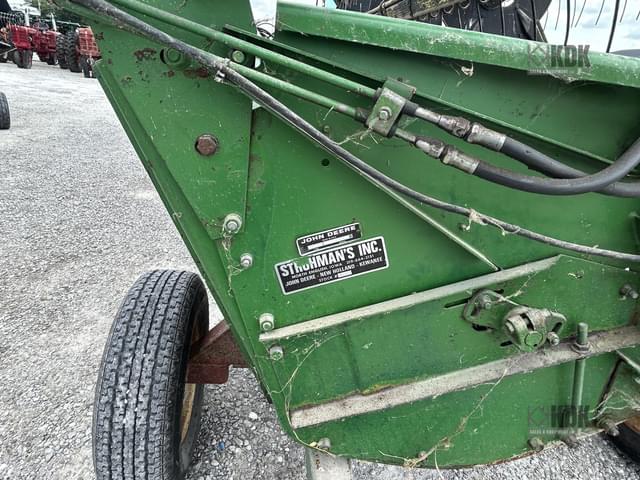 Image of John Deere 220 equipment image 4