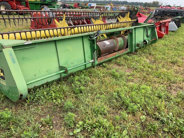 Image of John Deere 220 equipment image 4