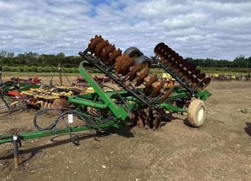 Main image John Deere 220