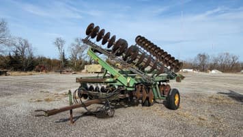 Main image John Deere 220