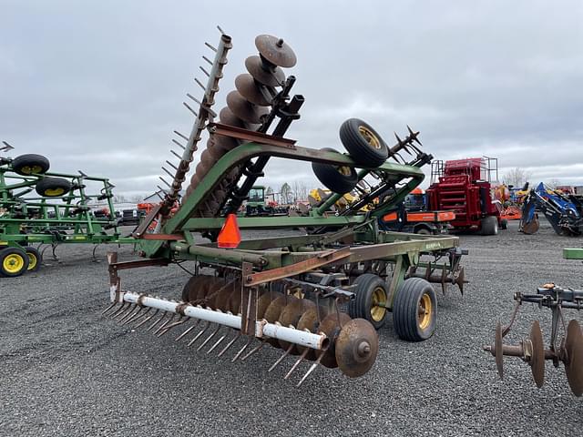Image of John Deere 220 equipment image 4