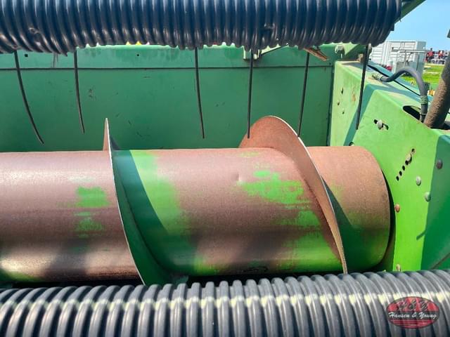 Image of John Deere 220 equipment image 4