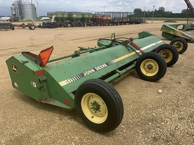 Image of John Deere 220 equipment image 2