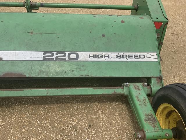 Image of John Deere 220 equipment image 3