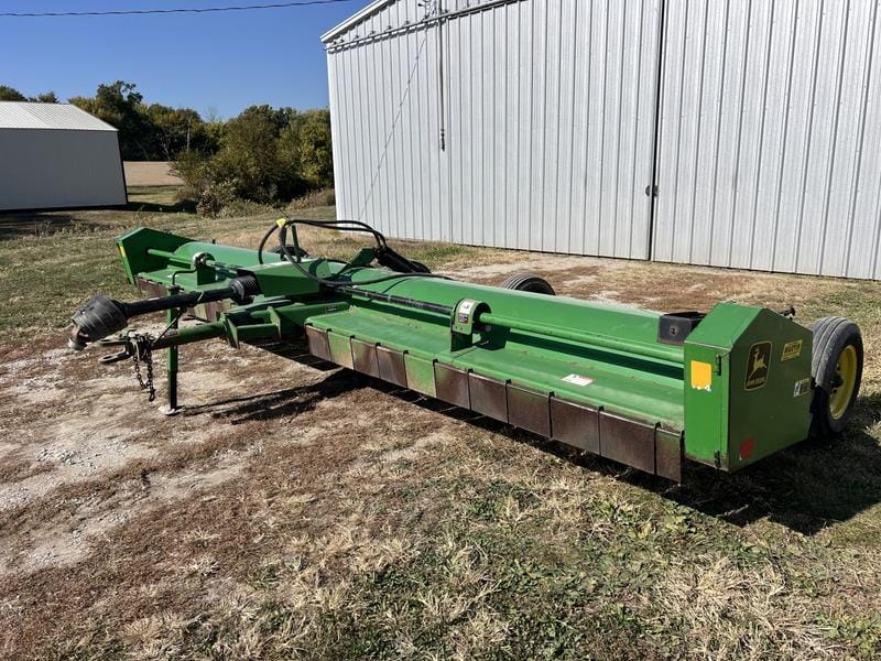 Main image John Deere 220