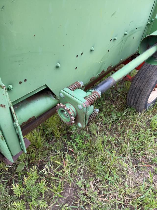 Image of John Deere 220 equipment image 3