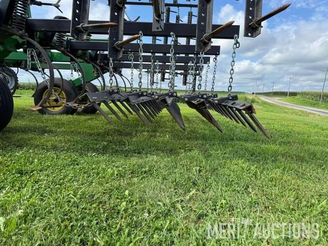 Image of John Deere 2200 equipment image 4
