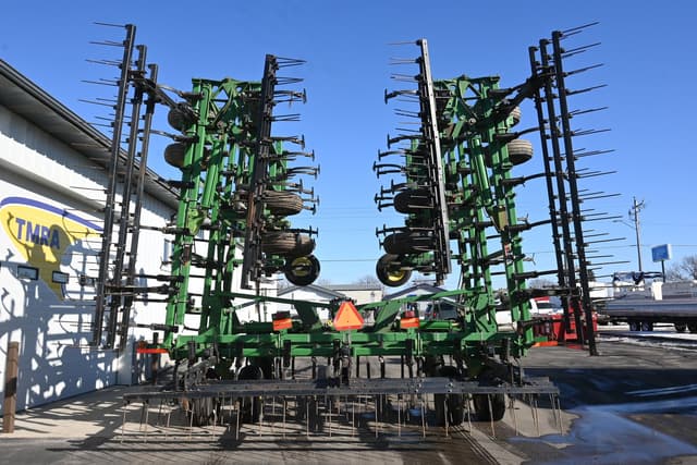 Image of John Deere 2200 equipment image 3