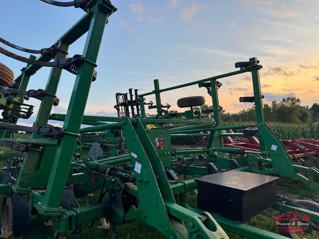 Image of John Deere 2200 equipment image 4