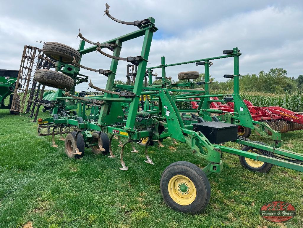 Image of John Deere 2200 Primary image