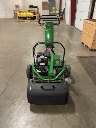 Image of John Deere 220 E-Cut equipment image 4