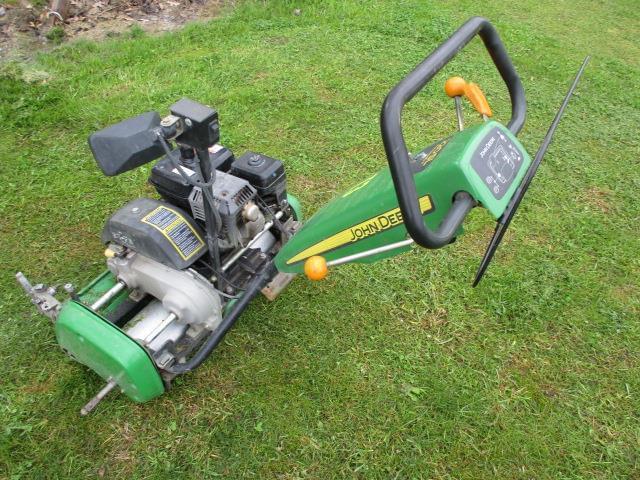 Image of John Deere 220SL equipment image 4