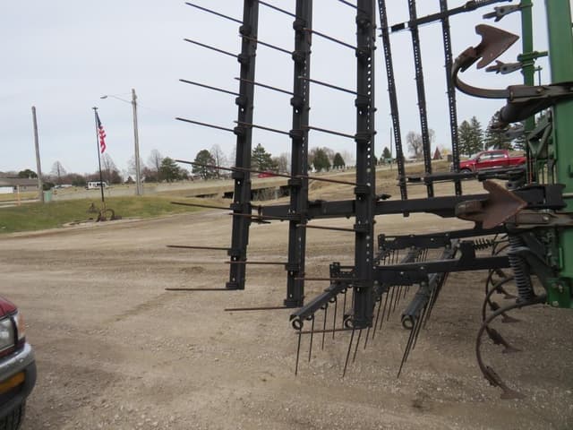 Image of John Deere 2210 equipment image 4