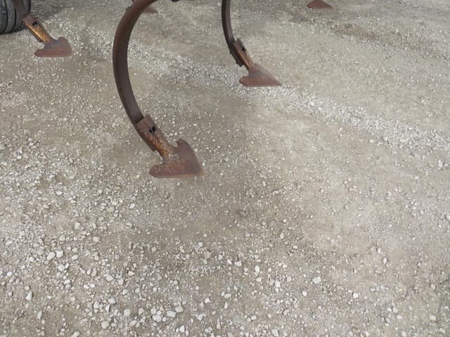 Image of John Deere 2210 equipment image 2