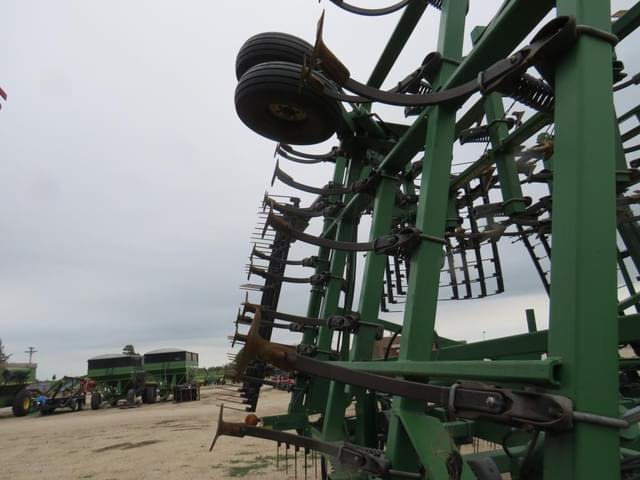 Image of John Deere 2210 equipment image 4