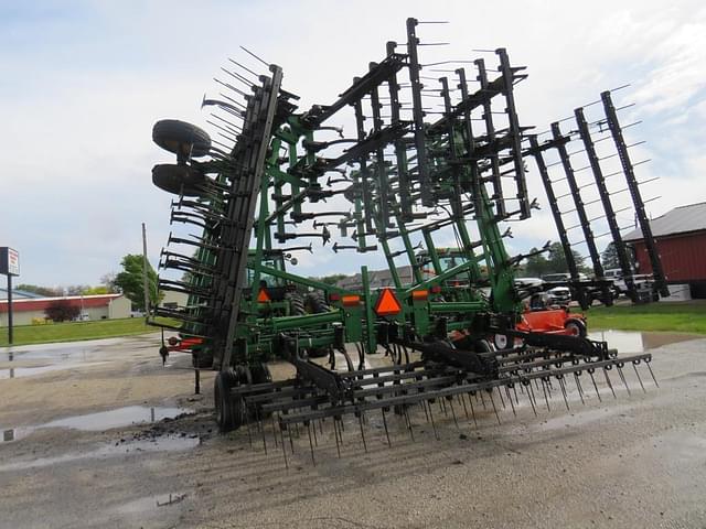 Image of John Deere 2210 equipment image 4