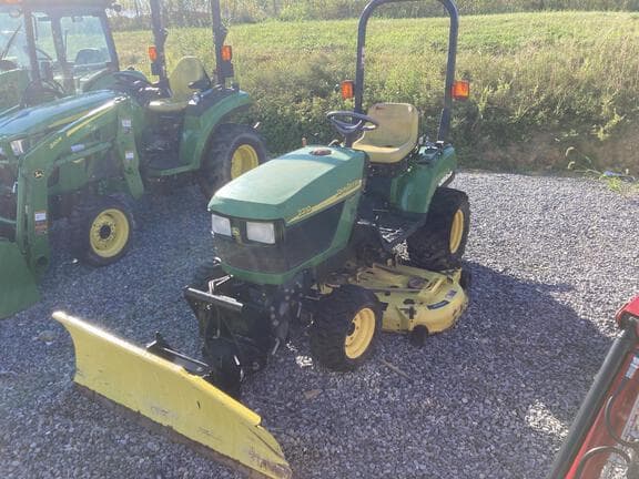 Image of John Deere 2210 equipment image 1