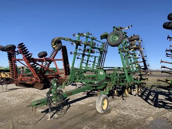 Main image John Deere 2210