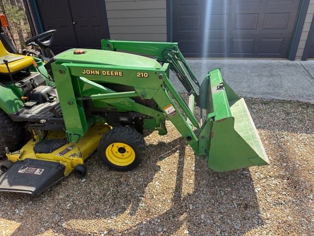 Image of John Deere 2210 equipment image 2