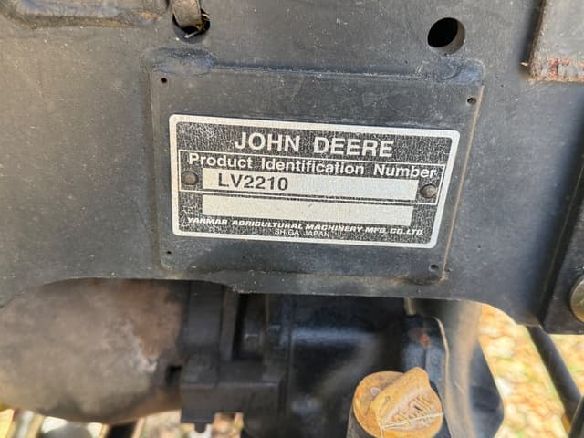 Image of John Deere 2210 equipment image 3