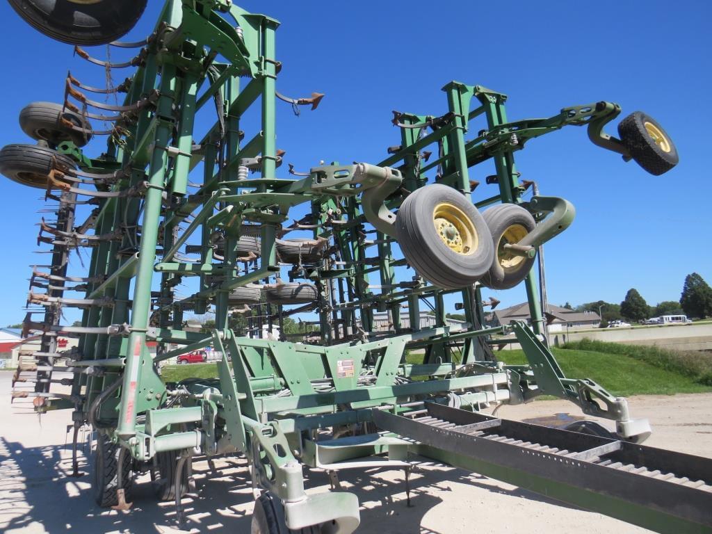 Image of John Deere 2210 Primary image