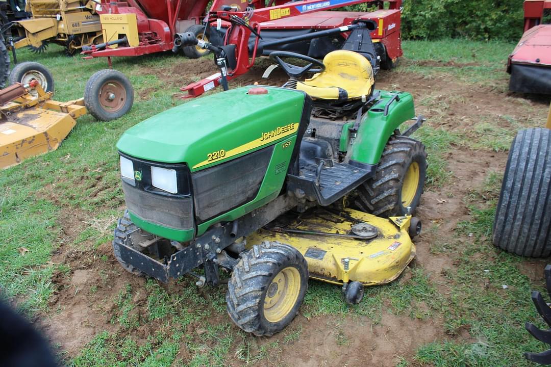 Image of John Deere 2210 Primary image