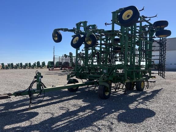 Image of John Deere 2210 Primary image