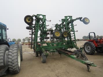 Main image John Deere 2210
