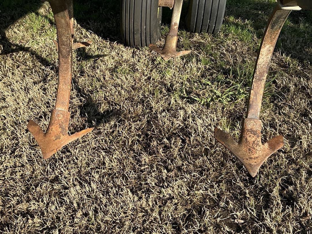 Image of John Deere 2210 Image 1