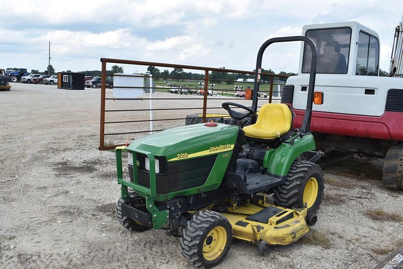 Image of John Deere 2210 Primary image