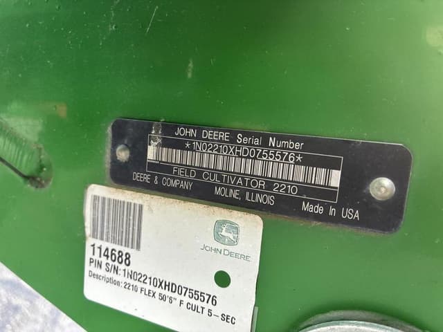 Image of John Deere 2210 equipment image 1