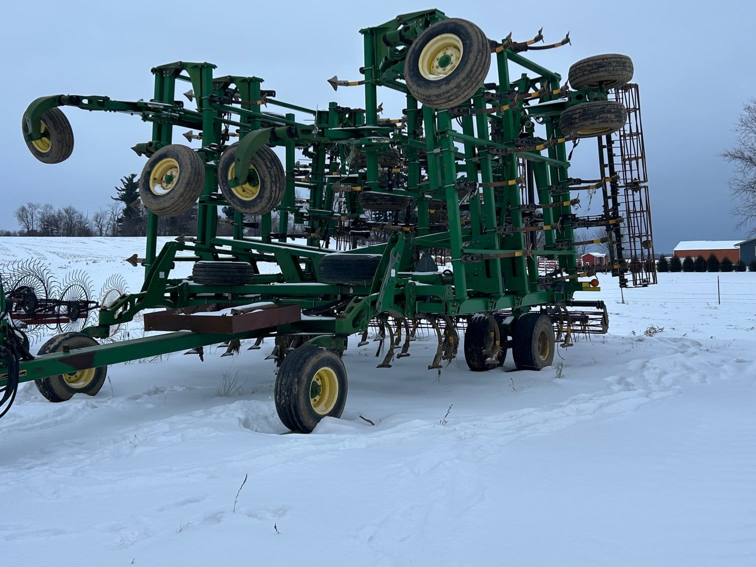 John Deere 2210 Equipment Image0